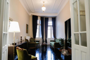 # Alegra Apartment , 10mtrs from VENIZELOU Metro Station